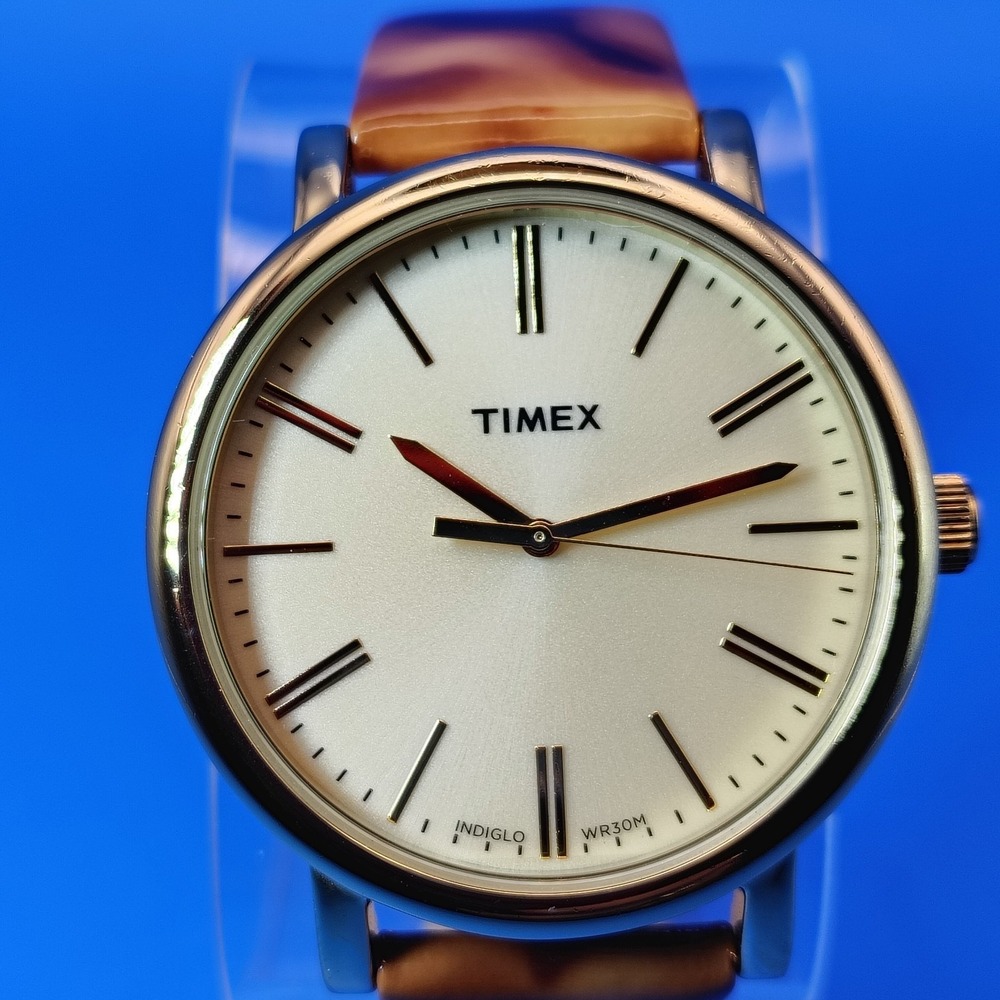 Vintage 2012 Timex Easy Reader Indiglo 38mm Gold Tone Mens‎ Quartz Dress Watch